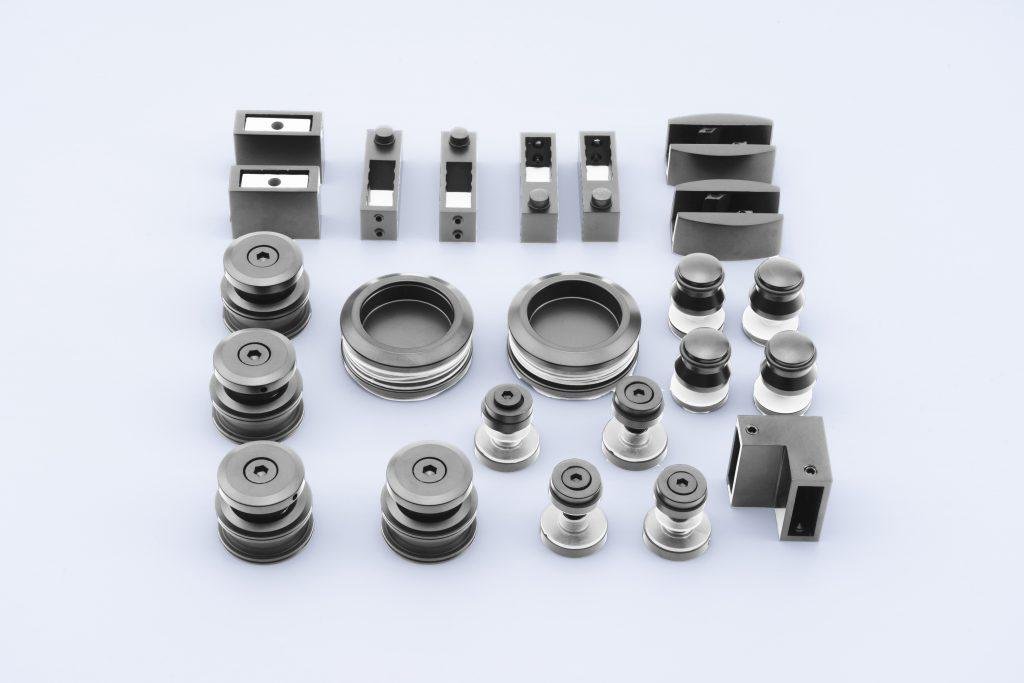 corner shower application set